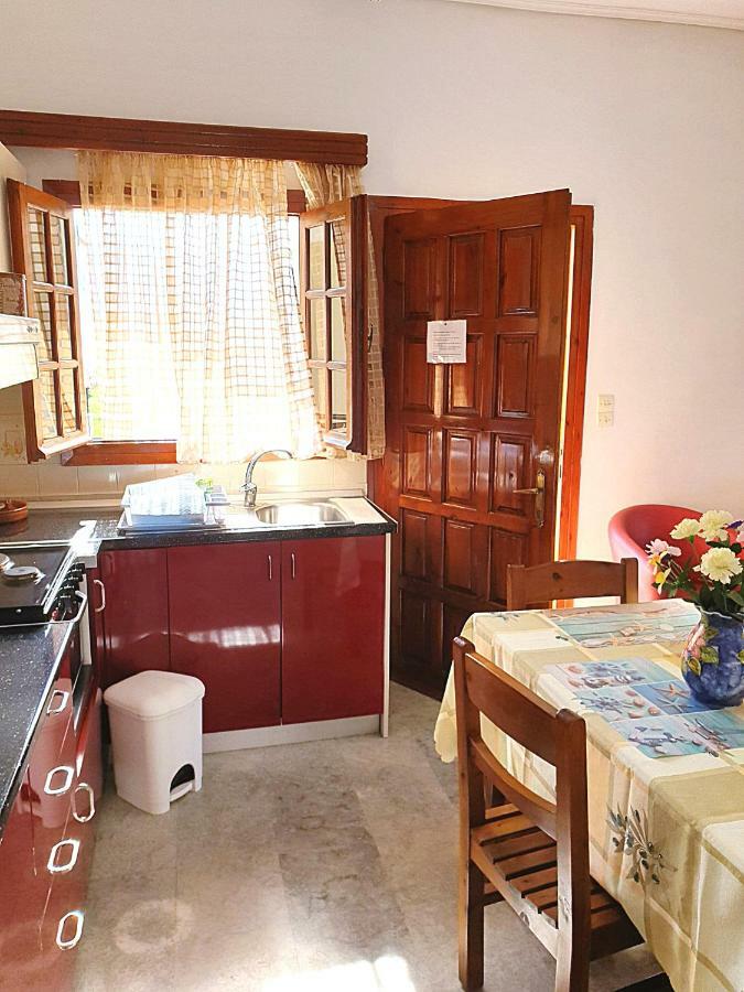 Myrto'S Apartment No15 Lutrá Oréasz Elénisz Kültér fotó