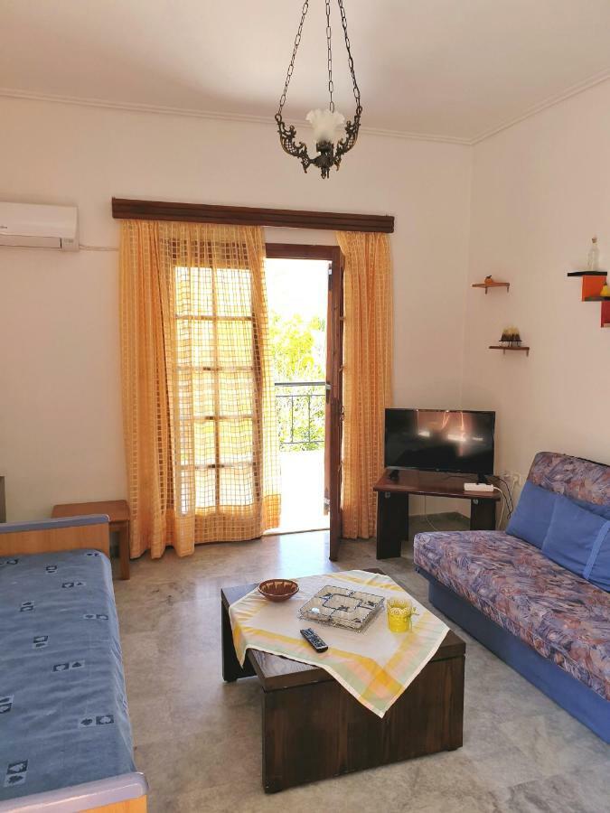 Myrto'S Apartment No15 Lutrá Oréasz Elénisz Kültér fotó